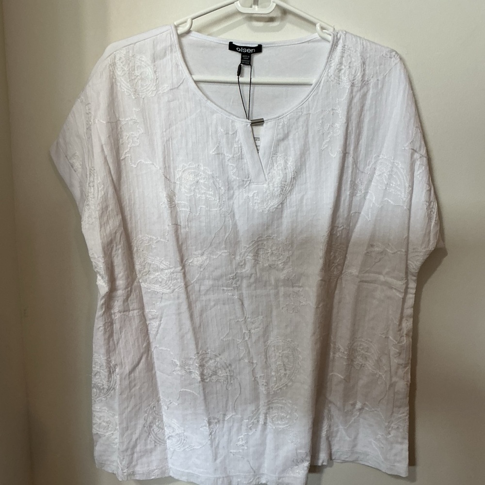 OLSEN: Boho Beauty Colima White Top (NWT)